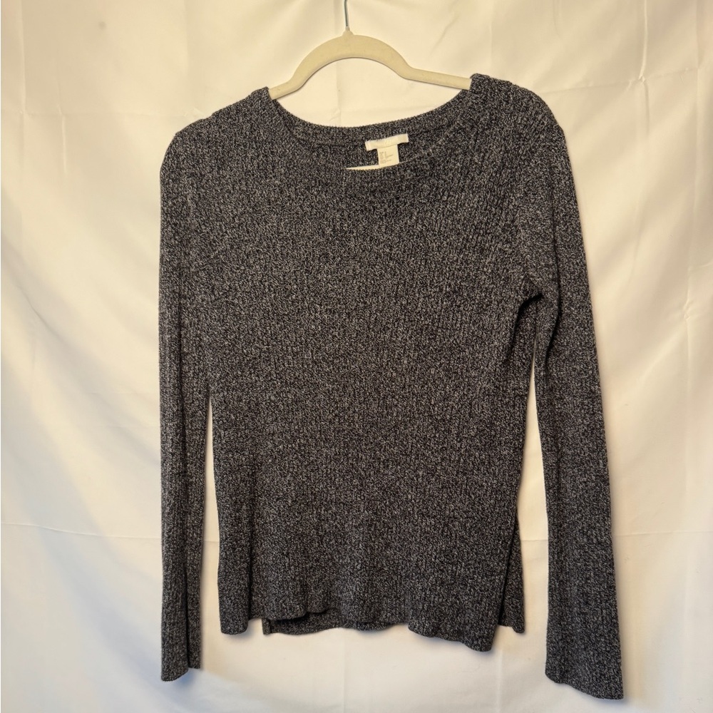 H&M Gray Sweater Light Weight Size S Core Item, Very Versatile